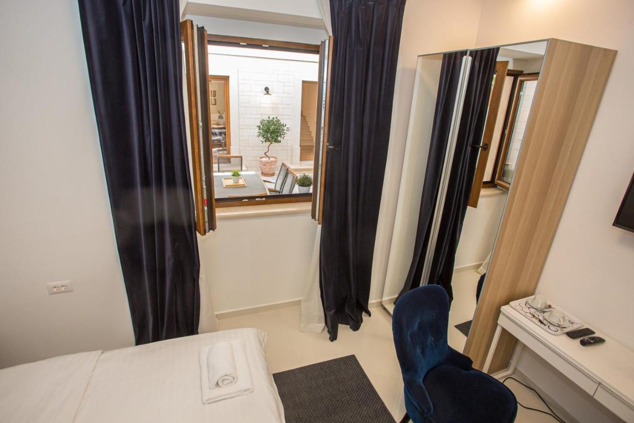 Camellia Holiday home Porec